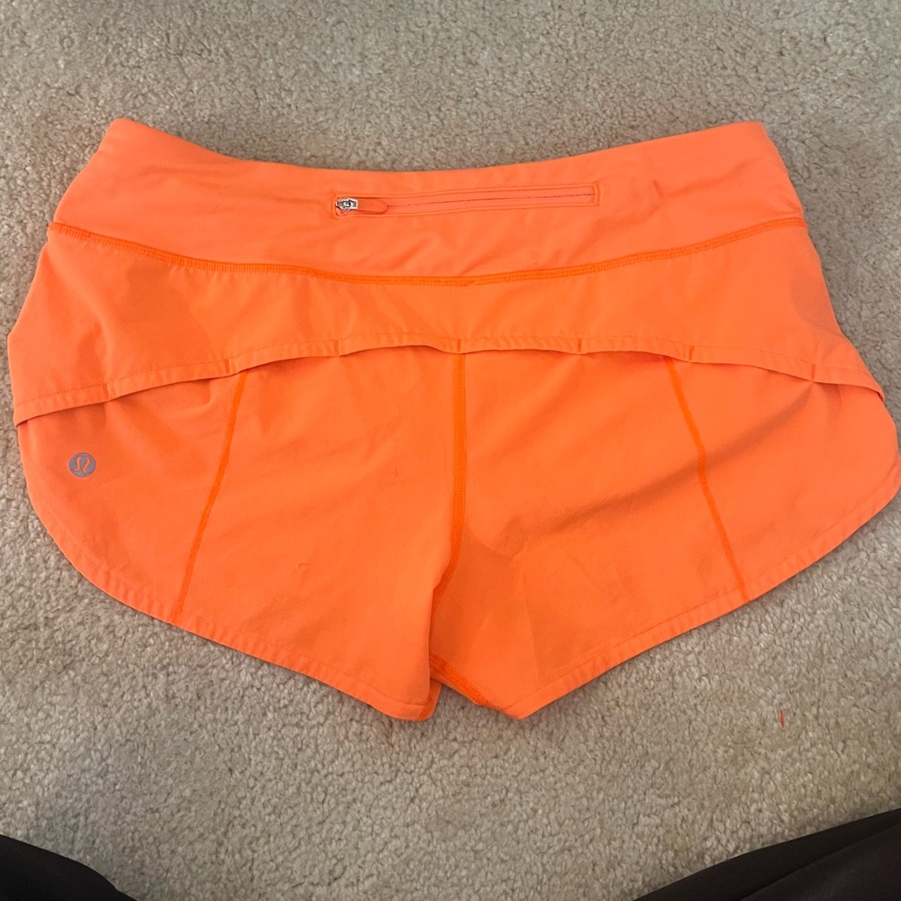 Lululemon Hotty Hot Shorts - Offers Welcome